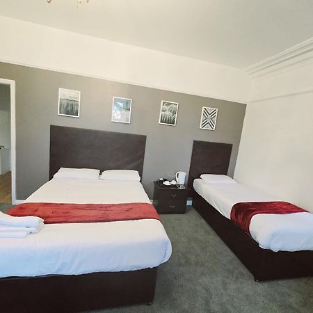 Kingswood Hotel Мейдънхед Екстериор снимка